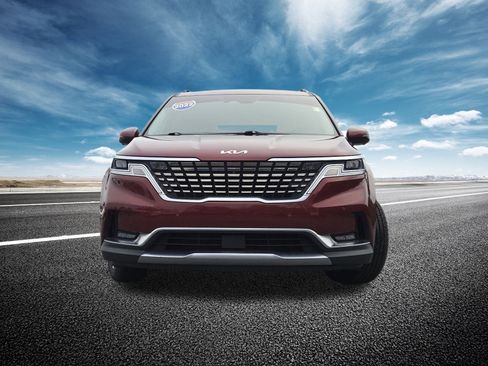 Used 2022 Kia Carnival SX image 15