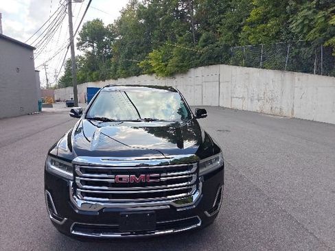 Used 2023 GMC Acadia SLE FWD image 7