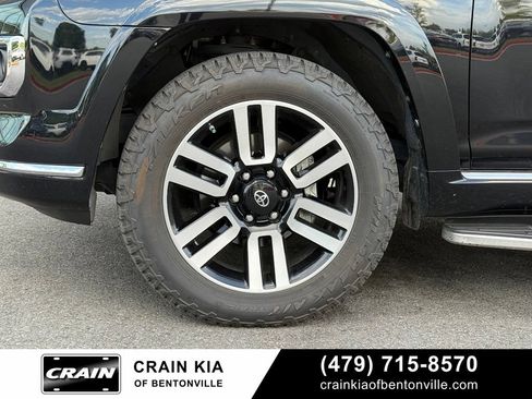 Used 2021 Toyota 4Runner Limited AWD/4WD image 33