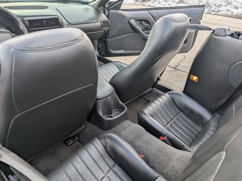 Used 2001 Chevrolet Camaro Z28 w/ SS Performance/Appearance Pkg image 80