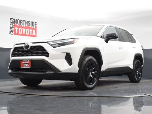 Used 2024 Toyota RAV4 LE image 30