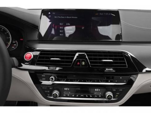 Used 2020 BMW M5 w/ Executive Package image 10