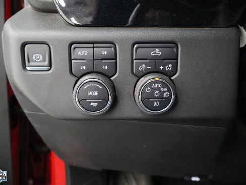 Used 2024 Chevrolet Silverado 1500 LT Trail Boss w/ Convenience Package II image 13