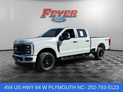 Certified 2025 Ford F250 XL w/ STX Appearance Package AWD/4WD image 1