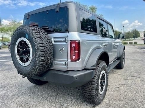 New 2024 Ford Bronco Outer Banks w/ Sasquatch Package image 5