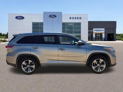 Used 2014 Toyota Highlander Limited Platinum AWD/4WD image 26