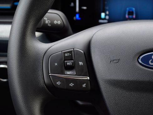 New 2026 Ford Maverick XLT image 9