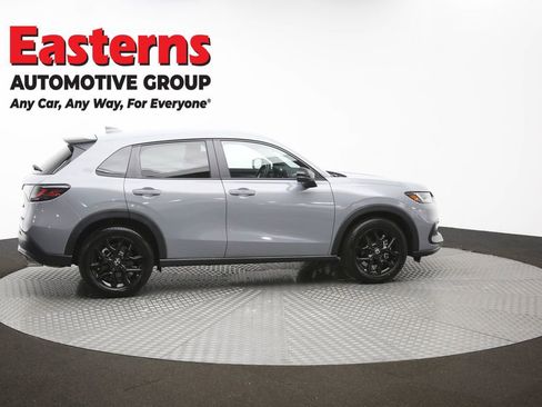 Used 2025 Honda HR-V Sport image 45