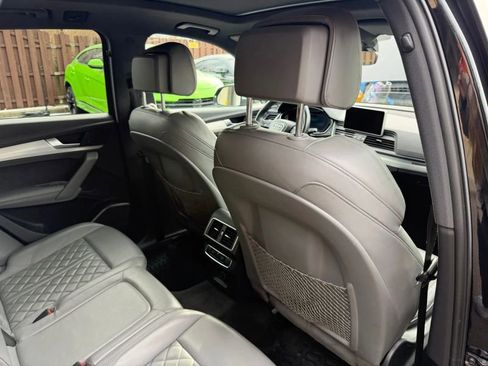 Used 2018 Audi SQ5 Premium Plus w/ S Sport Package image 23