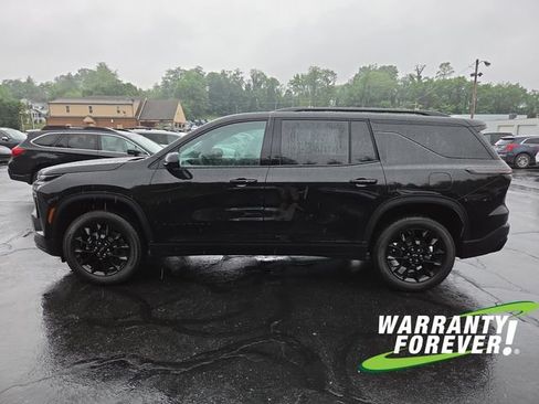 New 2026 Chevrolet Traverse LT w/ Midnight/Sport Edition AWD/4WD image 4