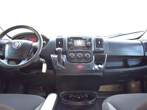 Used 2019 RAM ProMaster 2500 FWD image 13