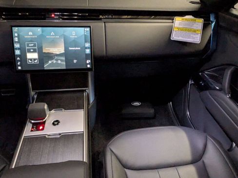 New 2026 Land Rover Range Rover SE AWD/4WD image 28