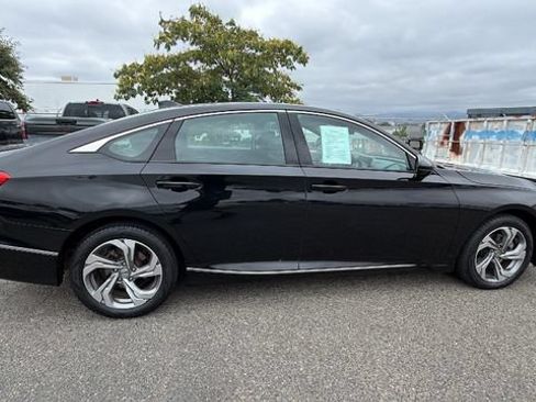 Used 2018 Honda Accord EX-L image 3