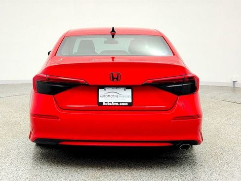 Used 2022 Honda Civic Sport image 6