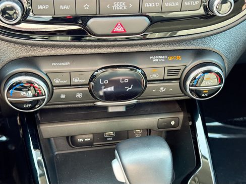Used 2023 Kia Soul EX FWD image 36