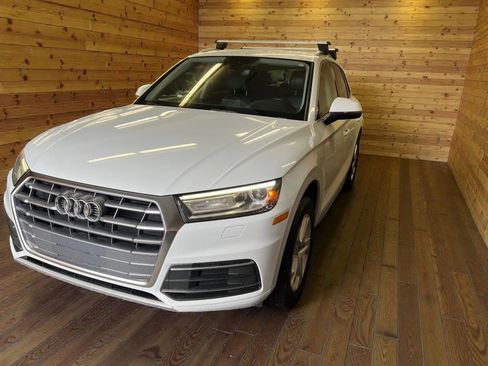 Used 2019 Audi Q5 2.0T Premium image 3