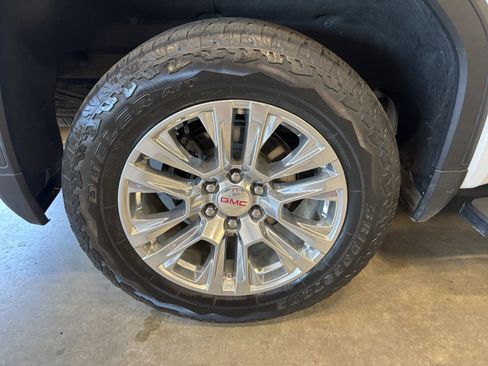 Used 2023 GMC Sierra 1500 Denali w/ Technology Package image 30