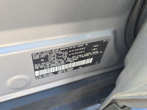 Used 2019 Toyota RAV4 LE FWD image 30