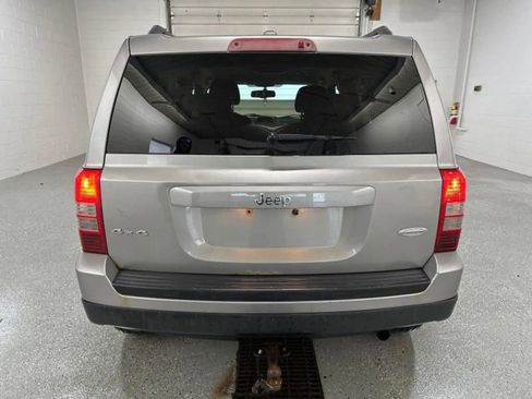 Used 2016 Jeep Patriot Latitude image 6