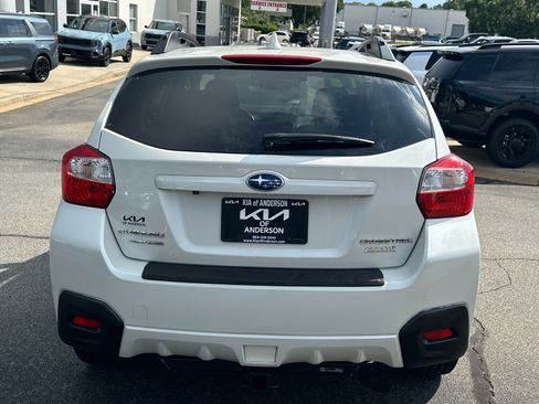 Used 2017 Subaru Crosstrek 2.0i Premium AWD/4WD image 4
