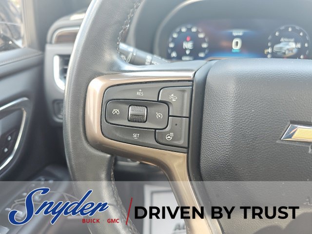Used 2023 Chevrolet Suburban High Country AWD/4WD image 16