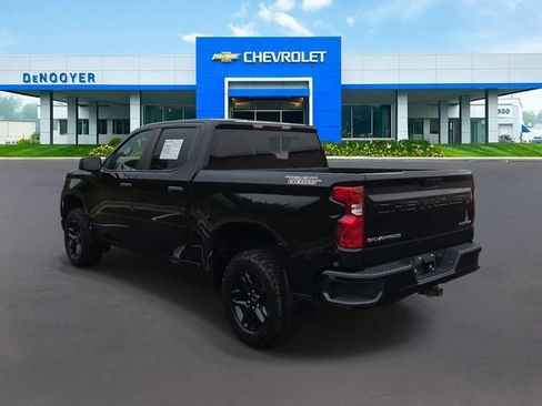 Used 2022 Chevrolet Silverado 1500 Custom Trail Boss AWD/4WD image 9