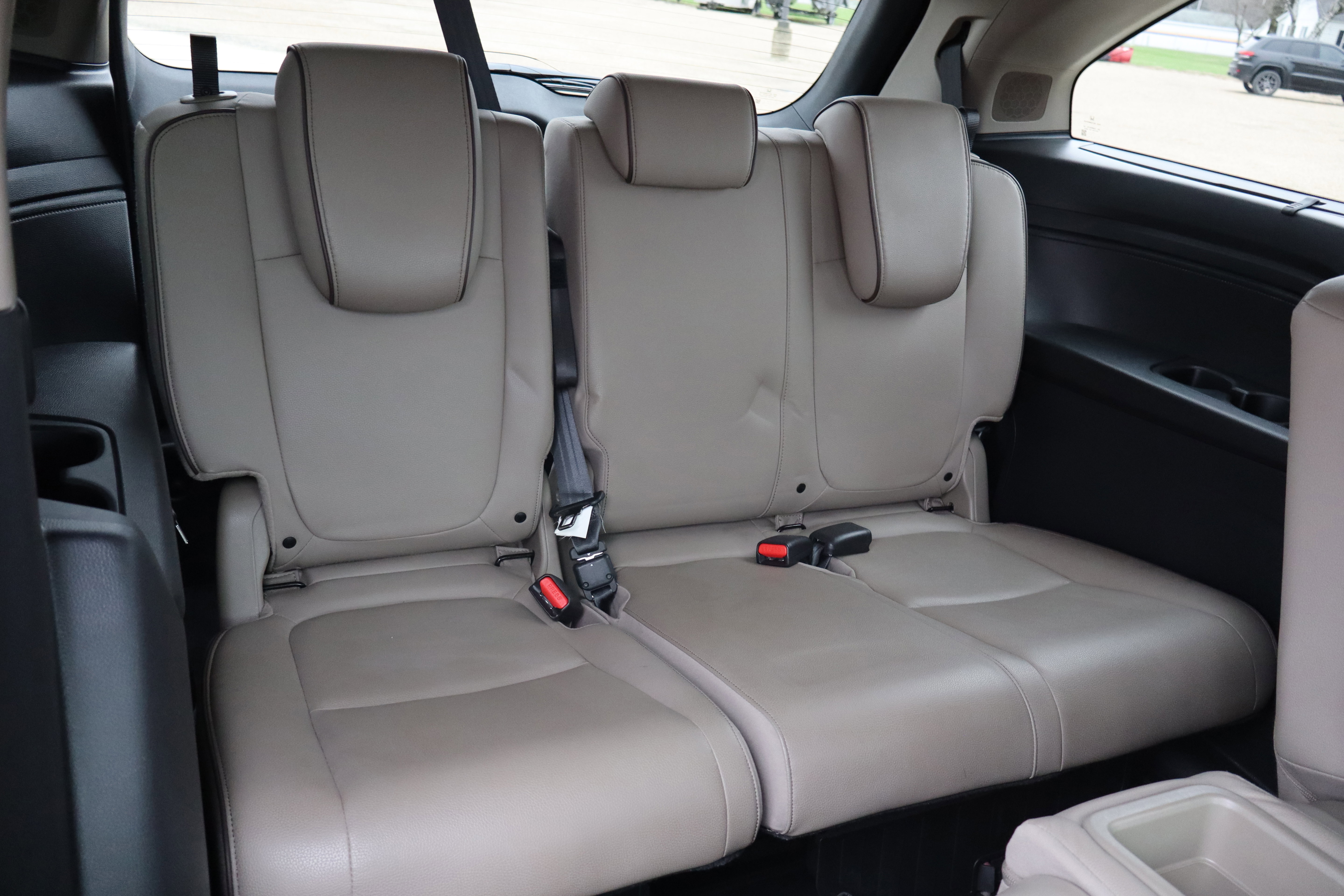 Used 2024 Honda Odyssey Elite image 13