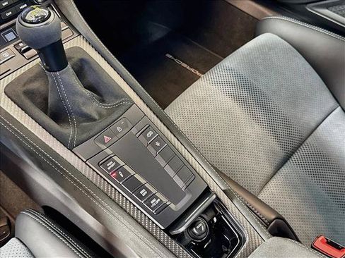 Certified 2025 Porsche 718 Cayman GT4 RS RWD image 19