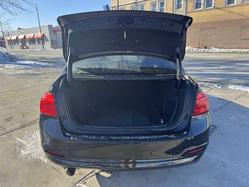 Used 2016 BMW 320i Sedan image 18