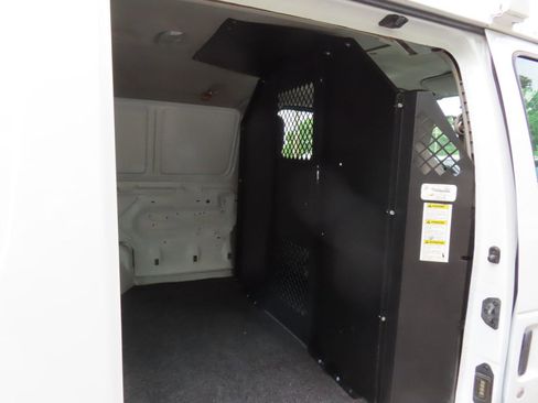 Used 2013 Ford E-350 and Econoline 350 Super Duty w/ PWR Group RWD image 21