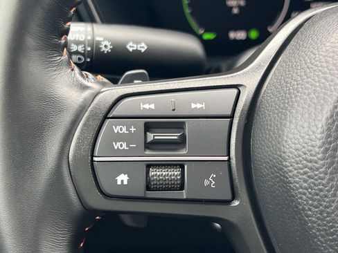 Certified 2025 Honda CR-V Sport-L image 9