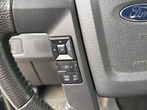 Used 2014 Ford F150 XLT w/ Equipment Group 302A Luxury AWD/4WD image 16
