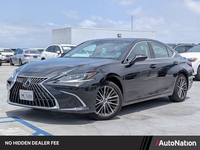 Used 2024 Lexus ES 300h w/ Premium Package