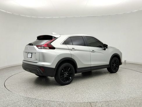 Used 2025 Mitsubishi Eclipse Cross LE AWD/4WD image 5