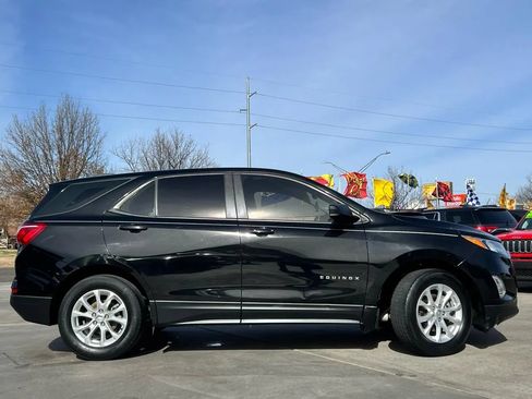 Used 2020 Chevrolet Equinox LS FWD image 7