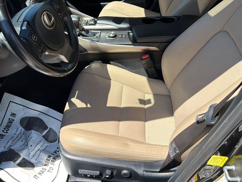 Used 2017 Lexus IS 300 AWD w/ Navigation System Package image 11