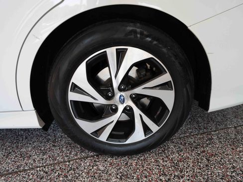 Used 2022 Subaru Legacy Premium AWD/4WD image 28