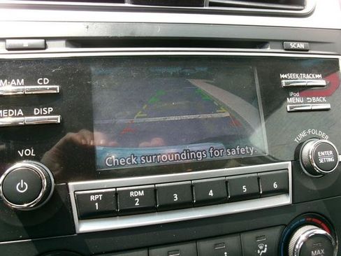 Used 2017 Nissan Altima 2.5 SR FWD image 13