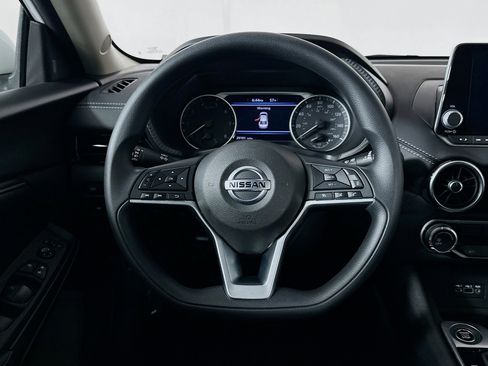 Used 2023 Nissan Sentra SV image 18