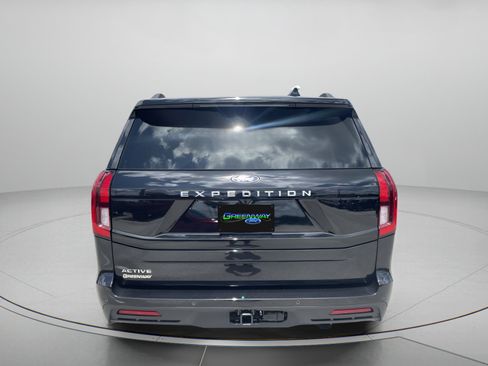 New 2026 Ford Expedition Active RWD image 5