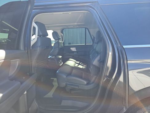 Used 2025 Ford Expedition Max Active image 18