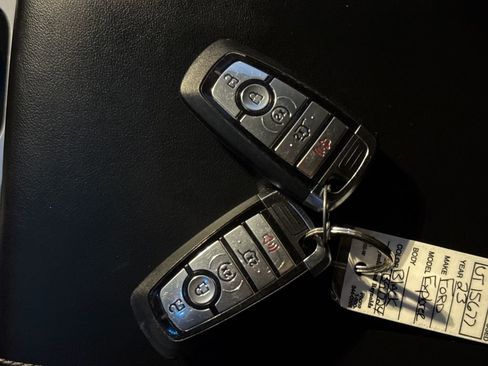 Used 2023 Ford Explorer XLT w/ Equipment Group 202A image 33