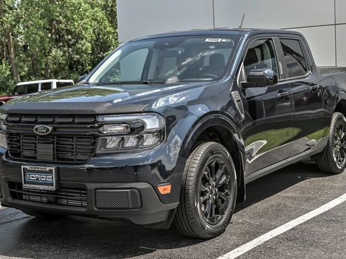Certified 2023 Ford Maverick Lariat w/ Lariat Luxury Package AWD/4WD image 5