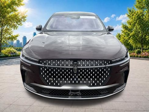Certified 2024 Lincoln Nautilus Premier AWD/4WD image 12