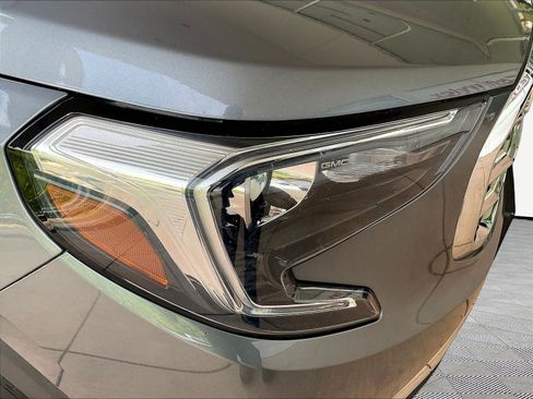 Used 2020 GMC Terrain SLT w/ Preferred Package FWD image 30