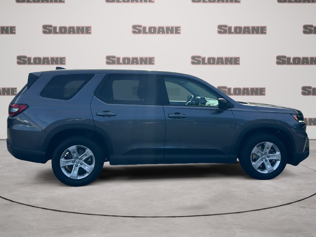Used 2024 Honda Pilot LX image 6