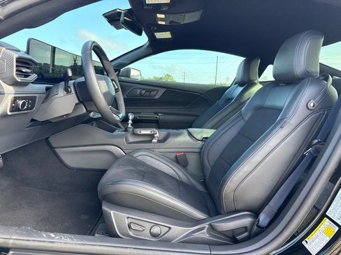 Used 2025 Ford Mustang Dark Horse w/ Dark Horse Handlin Package RWD image 6