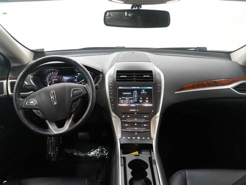 Used 2016 Lincoln MKZ AWD image 14