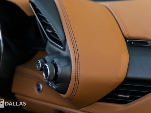 Used 2019 Ferrari 488 Spider image 33