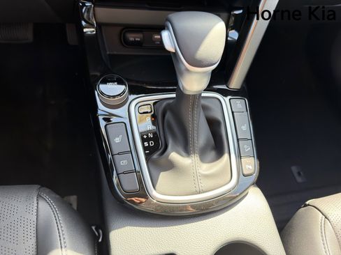 New 2026 Kia Seltos SX AWD/4WD image 17